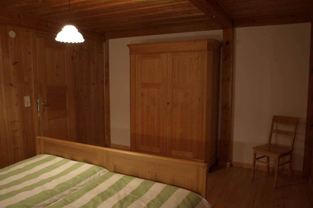 Grosszugige Ferienwohnung Am Kloster Kirchzarten Buitenkant foto